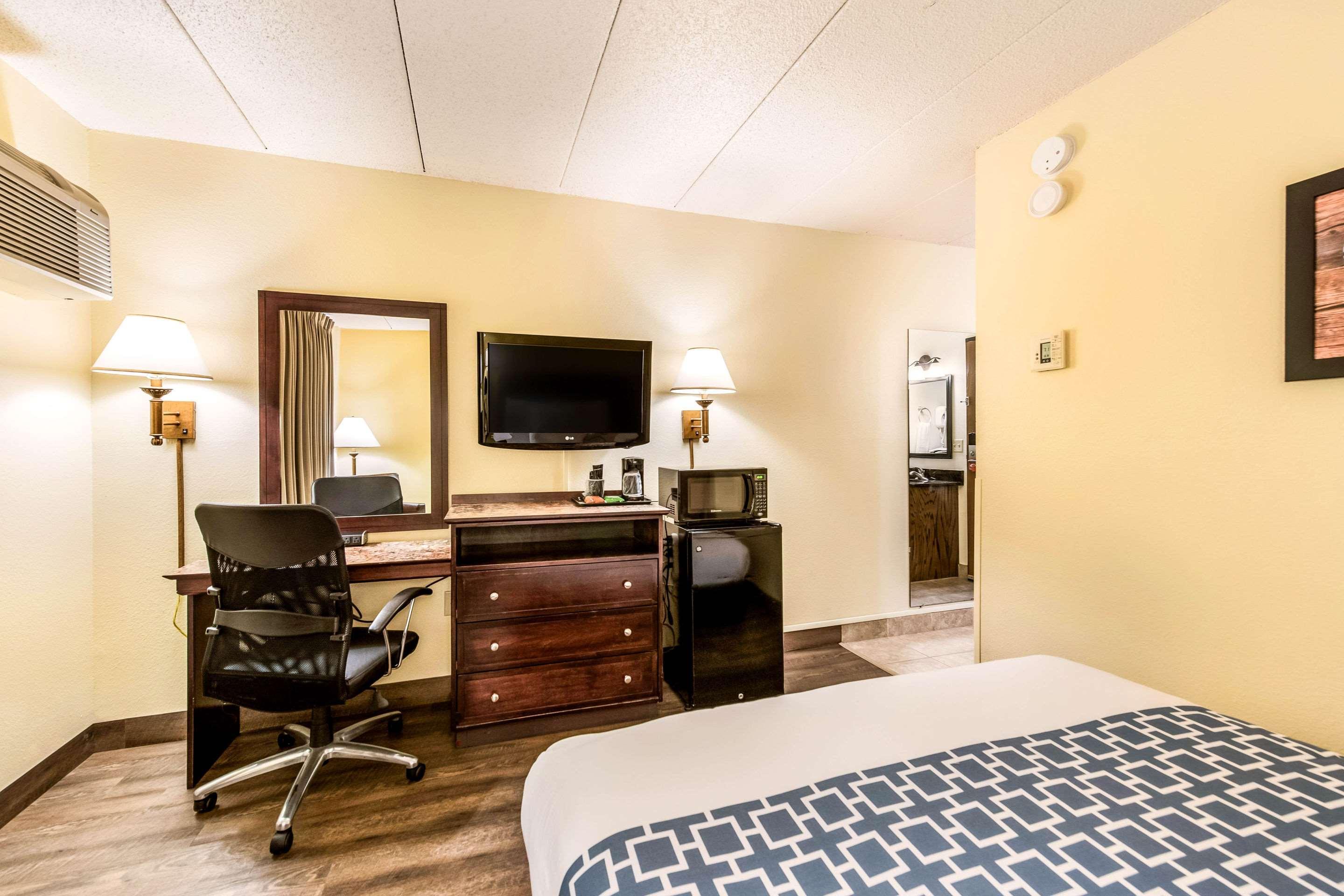 Econo Lodge Rochester Exterior foto